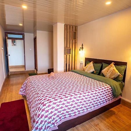 Monratino Himadrie -2 Mins Walk From Mall Road - All Rooms Have Kanchenjunga Mountain View 大吉岭 外观 照片
