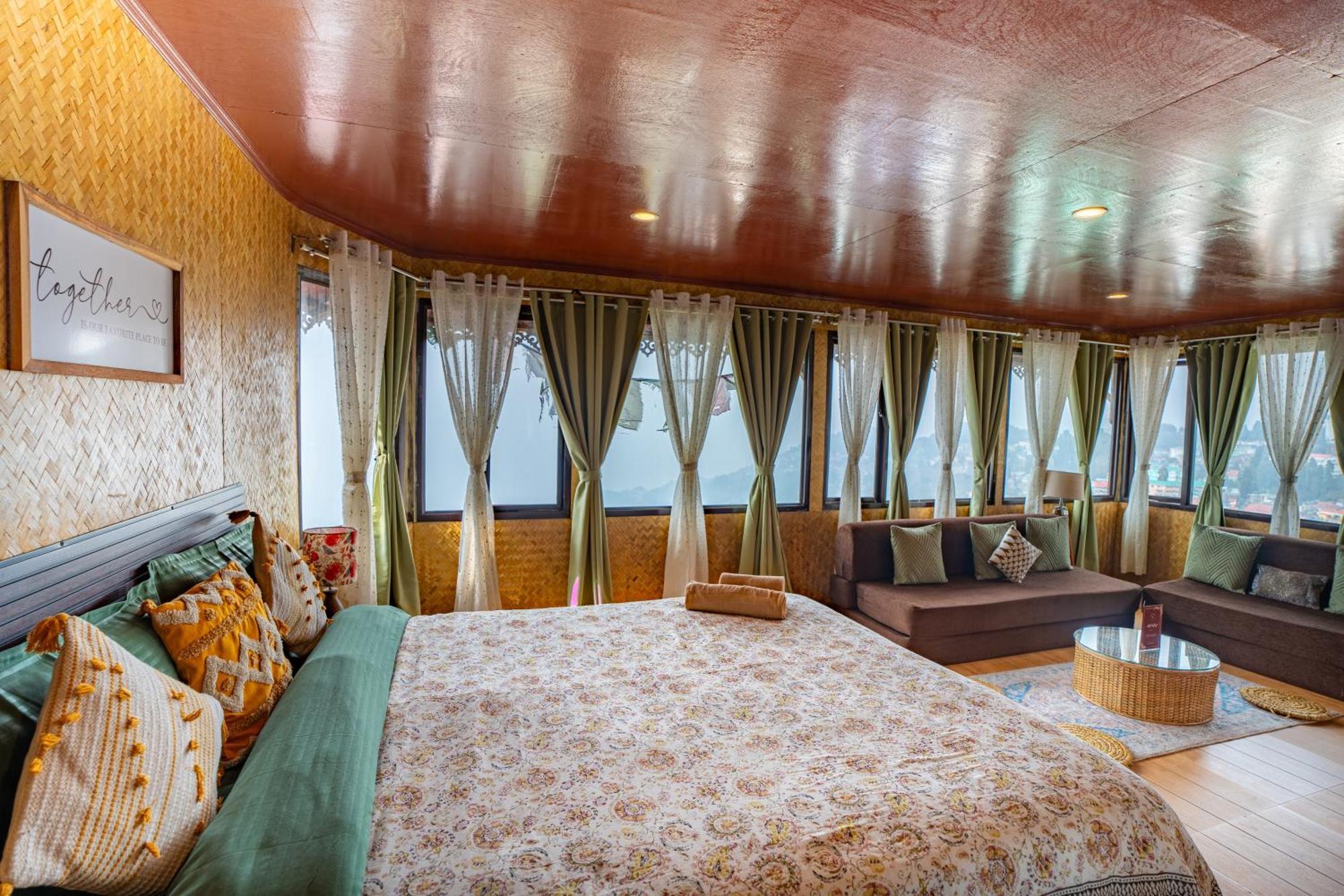 Monratino Himadrie -2 Mins Walk From Mall Road - All Rooms Have Kanchenjunga Mountain View 大吉岭 外观 照片
