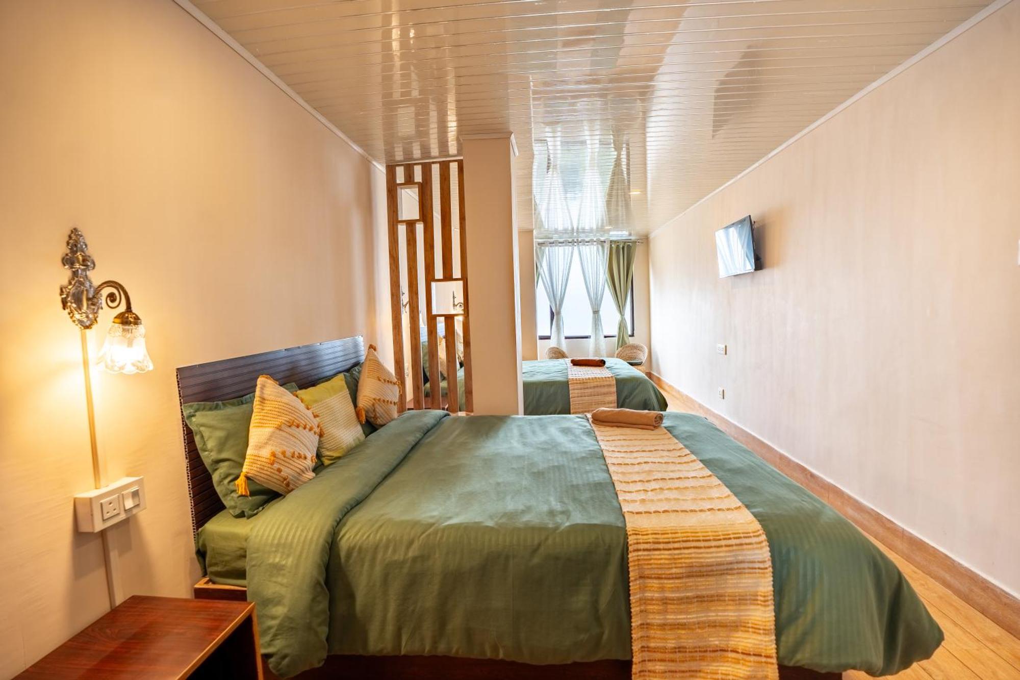 Monratino Himadrie -2 Mins Walk From Mall Road - All Rooms Have Kanchenjunga Mountain View 大吉岭 外观 照片