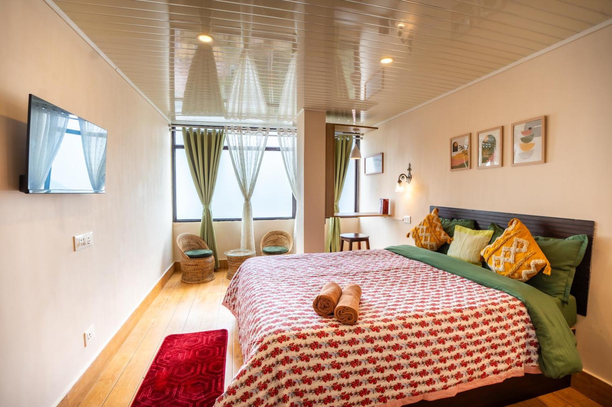 Monratino Himadrie -2 Mins Walk From Mall Road - All Rooms Have Kanchenjunga Mountain View 大吉岭 外观 照片