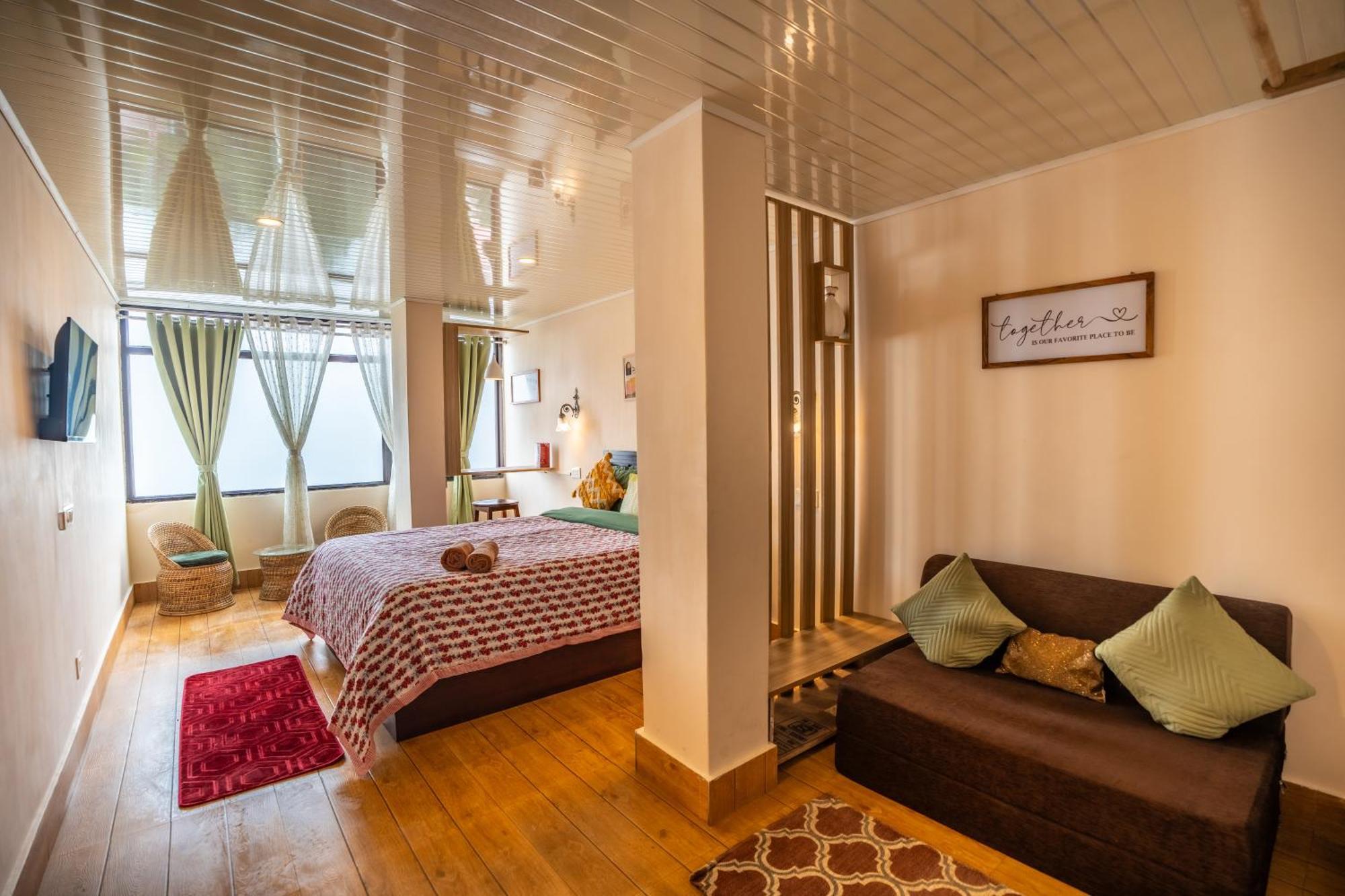 Monratino Himadrie -2 Mins Walk From Mall Road - All Rooms Have Kanchenjunga Mountain View 大吉岭 外观 照片