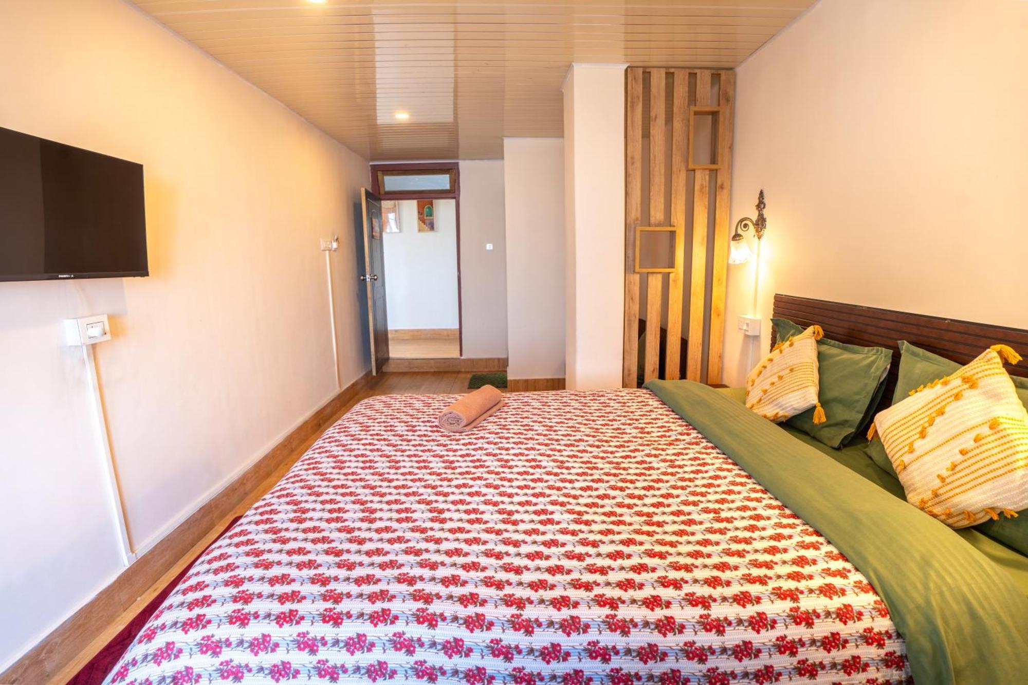 Monratino Himadrie -2 Mins Walk From Mall Road - All Rooms Have Kanchenjunga Mountain View 大吉岭 外观 照片