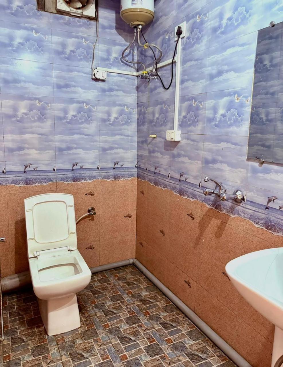 Monratino Himadrie -2 Mins Walk From Mall Road - All Rooms Have Kanchenjunga Mountain View 大吉岭 外观 照片